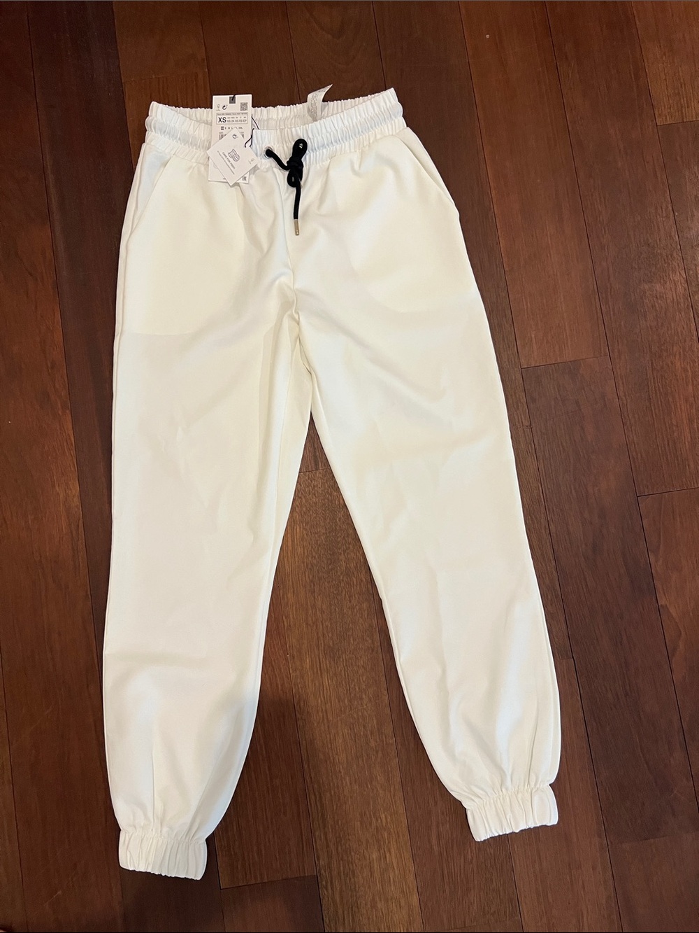 Zara NWT White Elastic Waist Jogger Pants